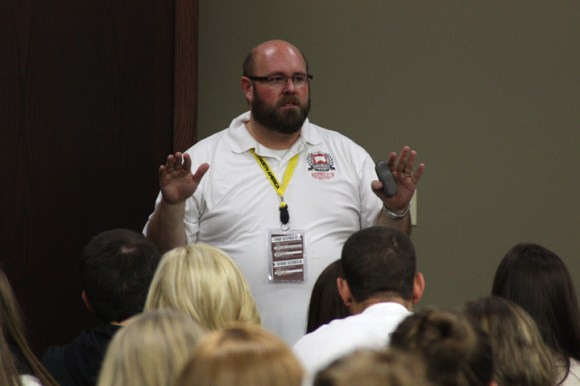 IBSA's Tim Sadler leads a session on sharing your faith.