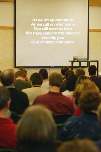 Can we save congregational singing? « iB2 News